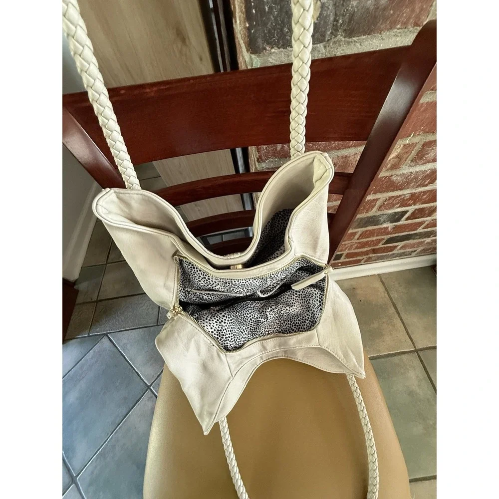 Antik Kraft Shoulder White‎ Bag